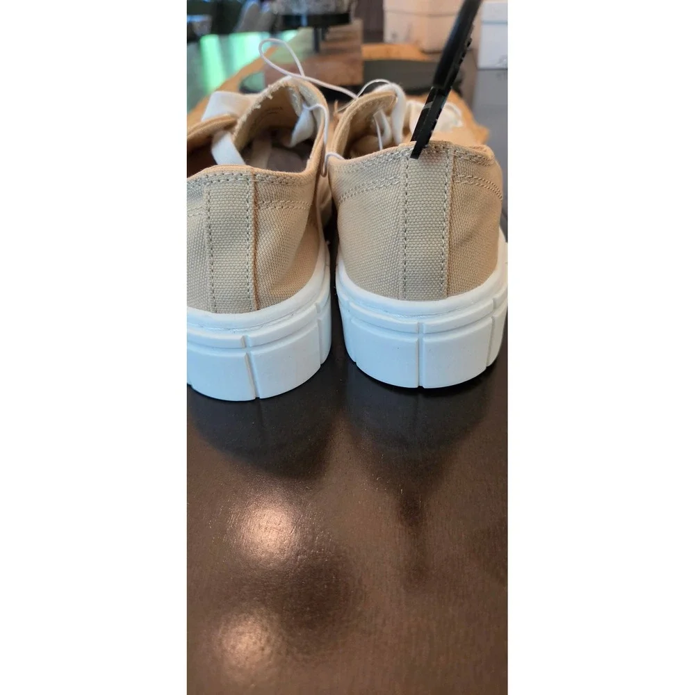 Mad Love Canvas Sneakers Womens 8 Tan New Recycled Materials Platform Lace Up